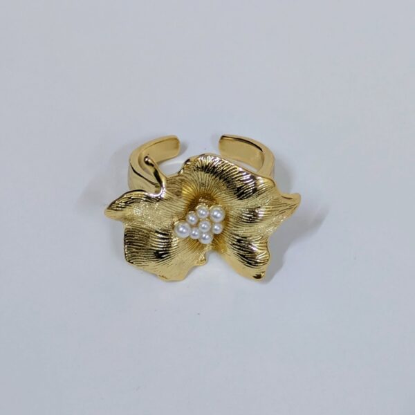Pearl Nest Ring
